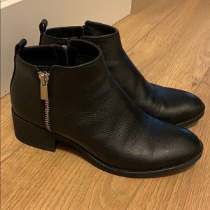 Kenneth Cole Boots